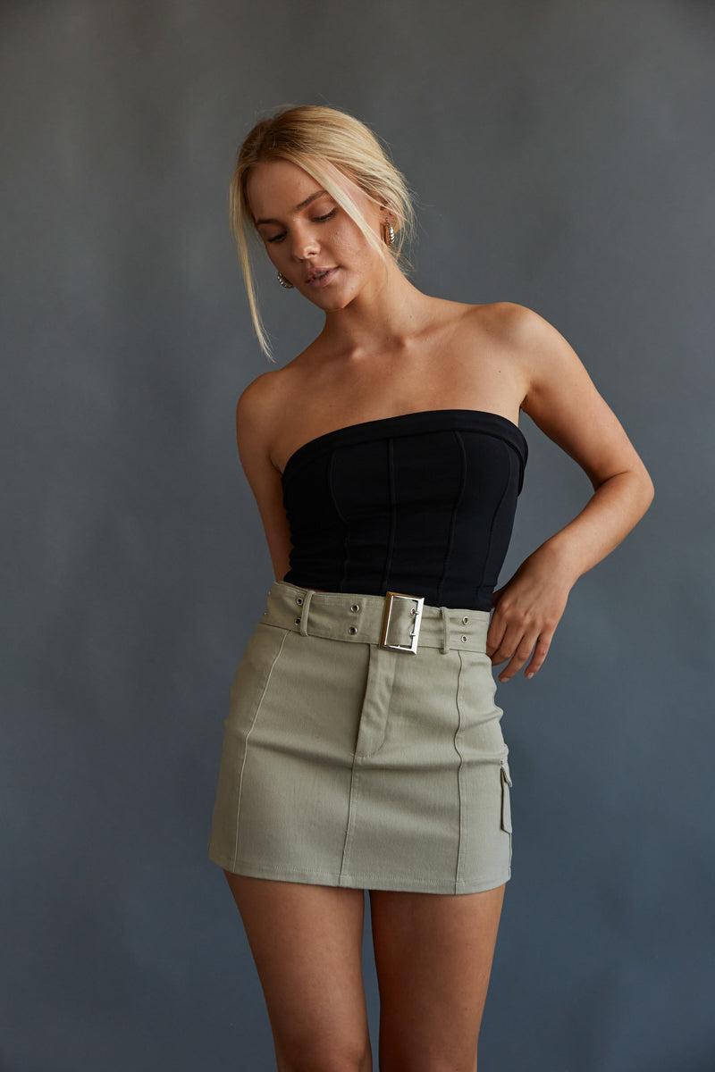 Tan skirt with outlet belt