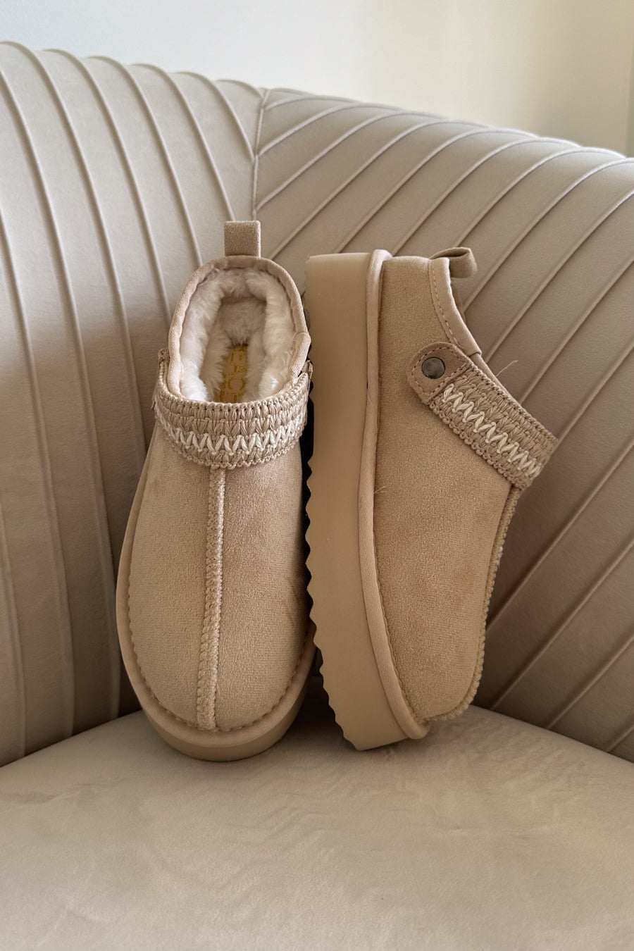 Ugg slippers beige fashion