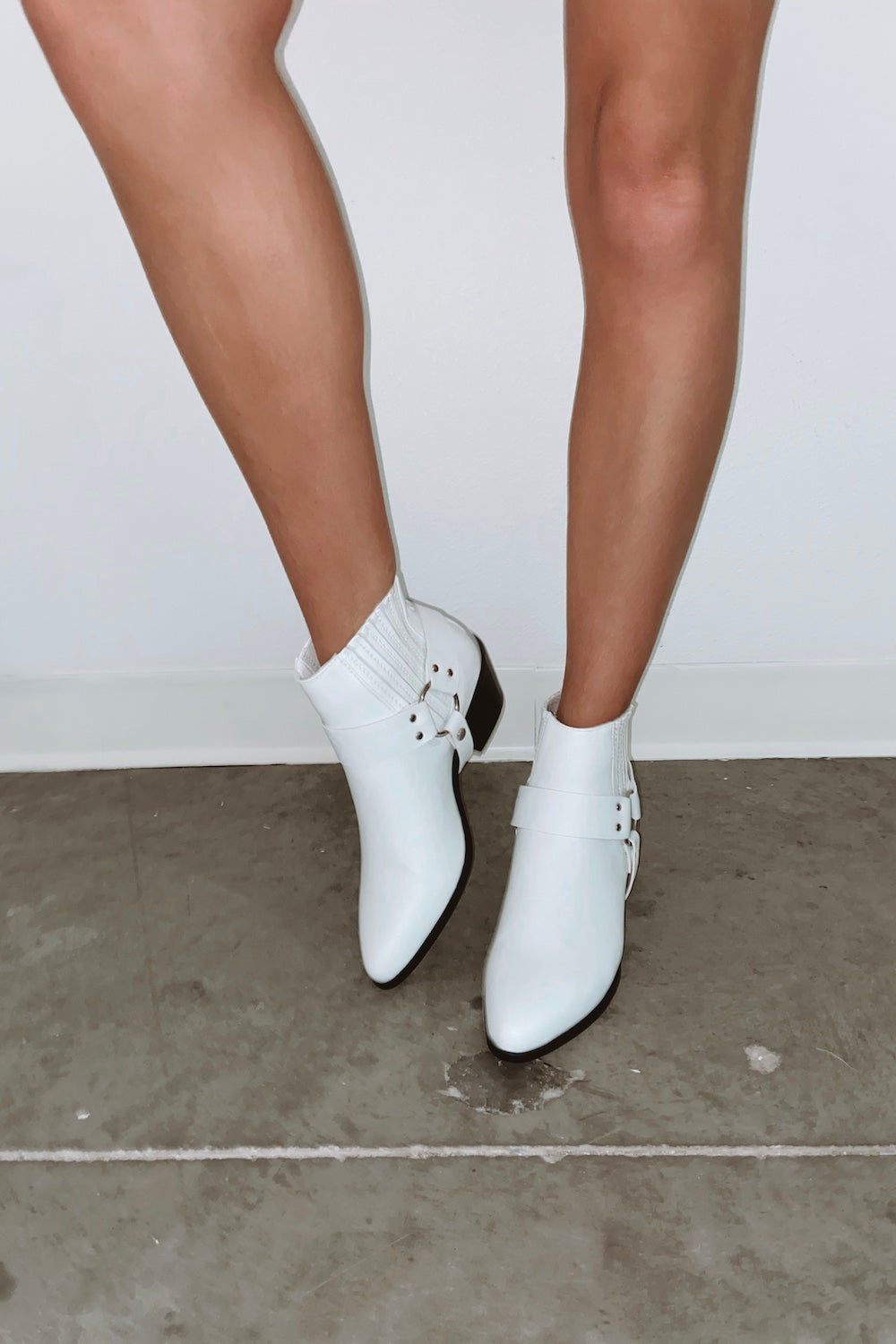 White on sale leather bootie