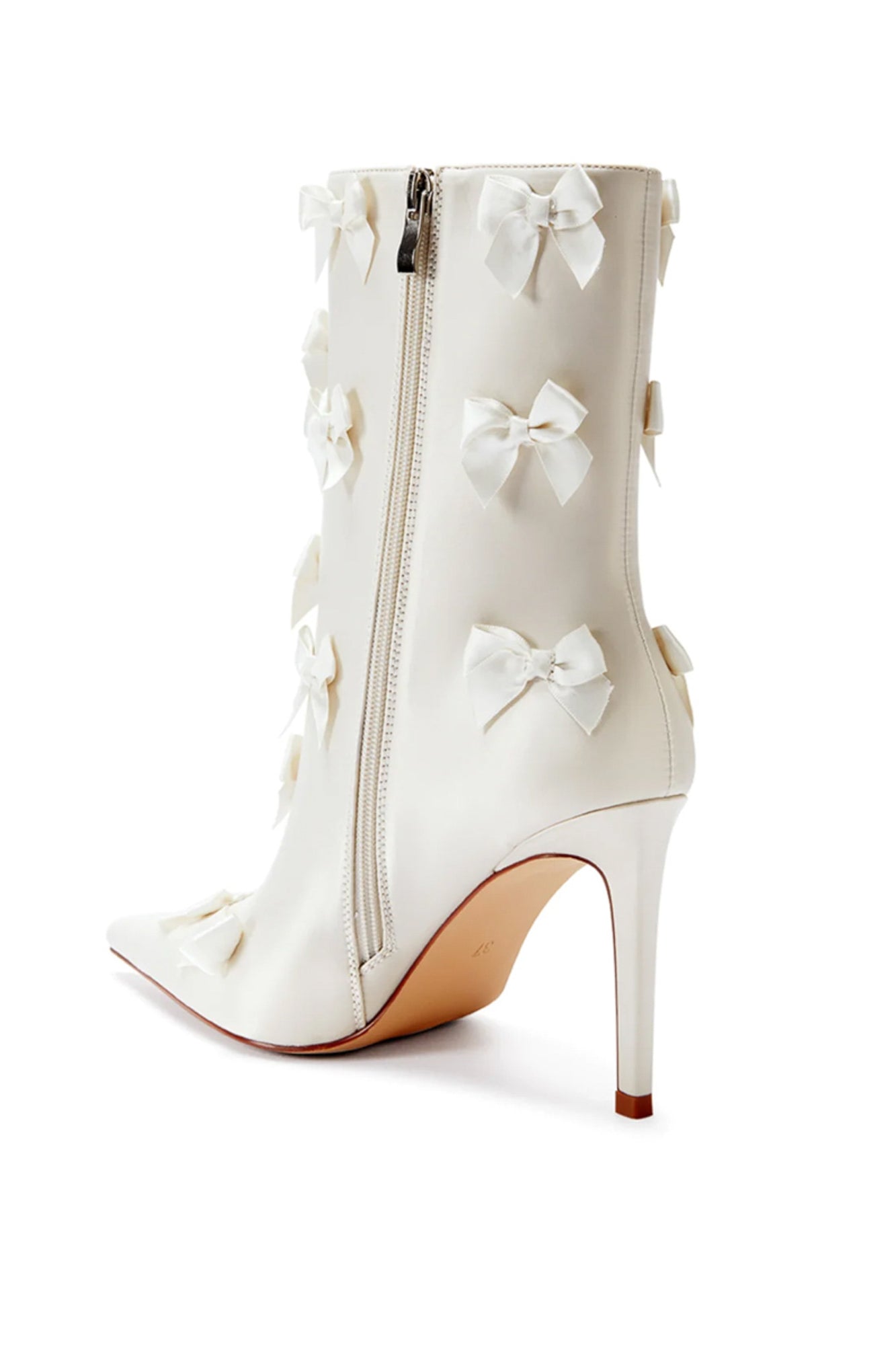 Pointed toe clearance white booties