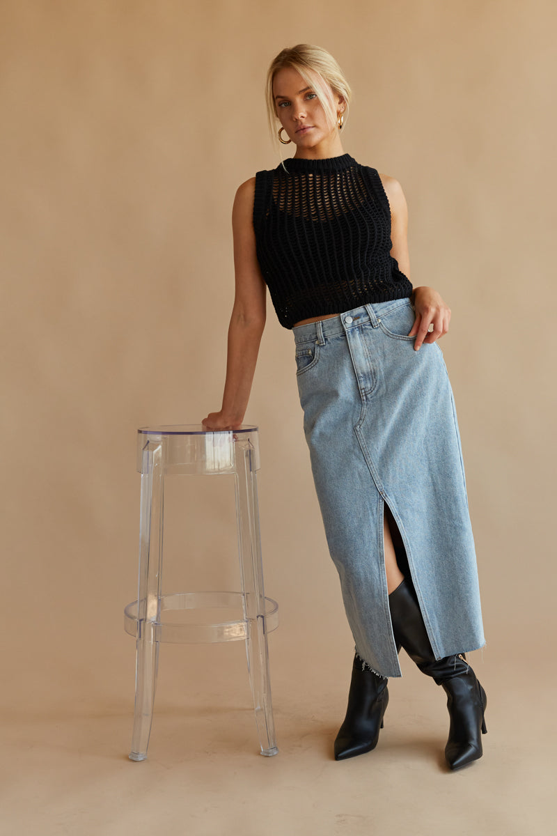 How To Style A Black Denim Midi Skirt - an indigo day