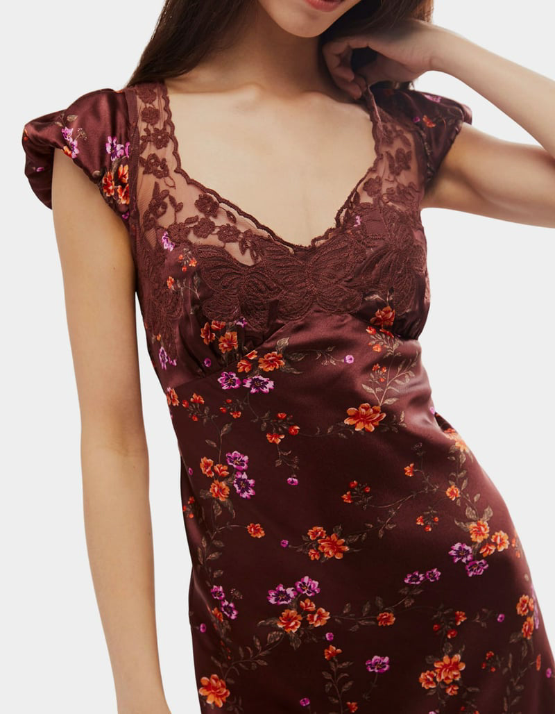 brown floral satin lace trim maxi dress | fall wedding guest dress