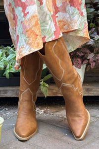 Dariel Western Boots by Billini