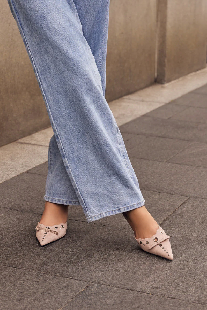 Elio Pointed Mule • Shop American Threads Women's Trendy Online