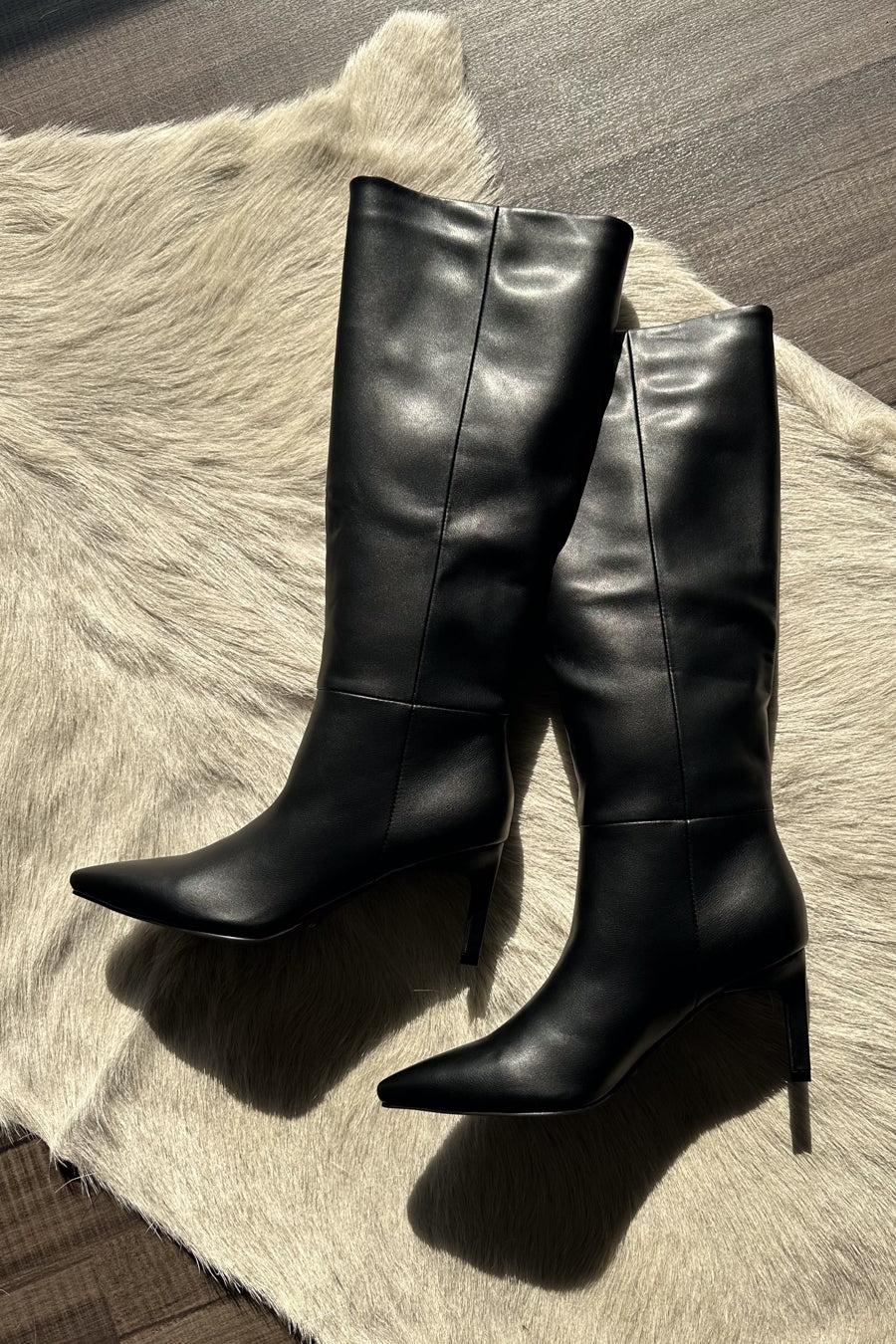 Tall shops high heel black boots