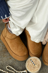 ugg minis platform dupe | cozy cute shoes for fall