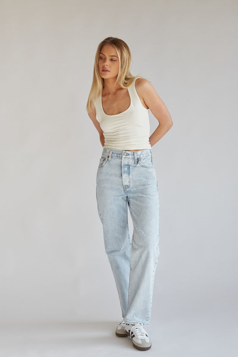 Levi's Ribcage Straight Ankle Jeans in Light Wash • Shop American Threads  Women's Trendy Online Boutique – americanthreads