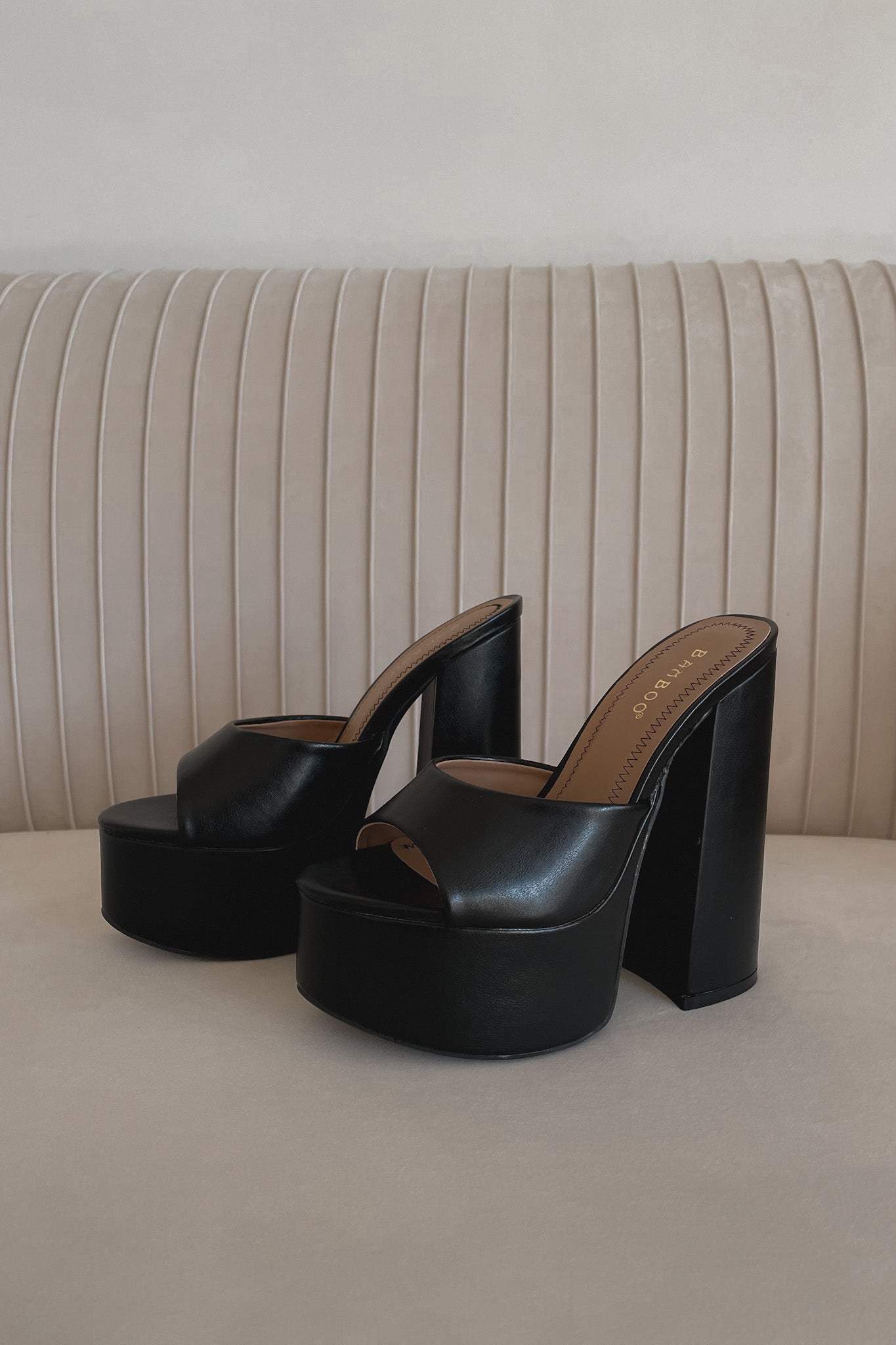 Elle Heeled Platform Sandal• Shop American Threads Women's Trendy