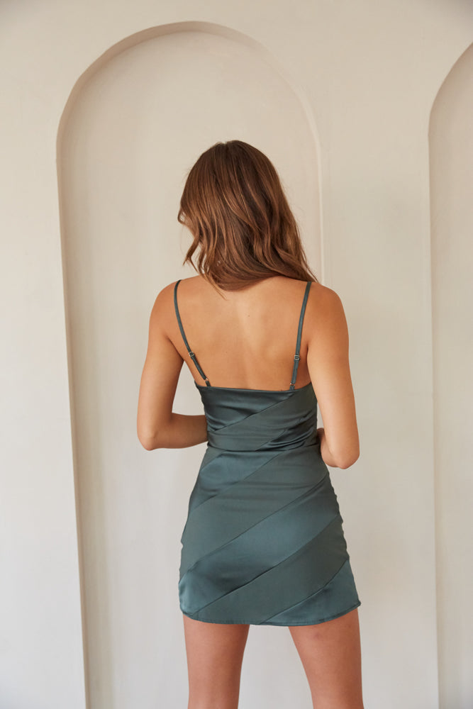 emerald green satin slip dress - holiday parties - homecoming - hoco - pref - homecoming 2022 - hoco 2022