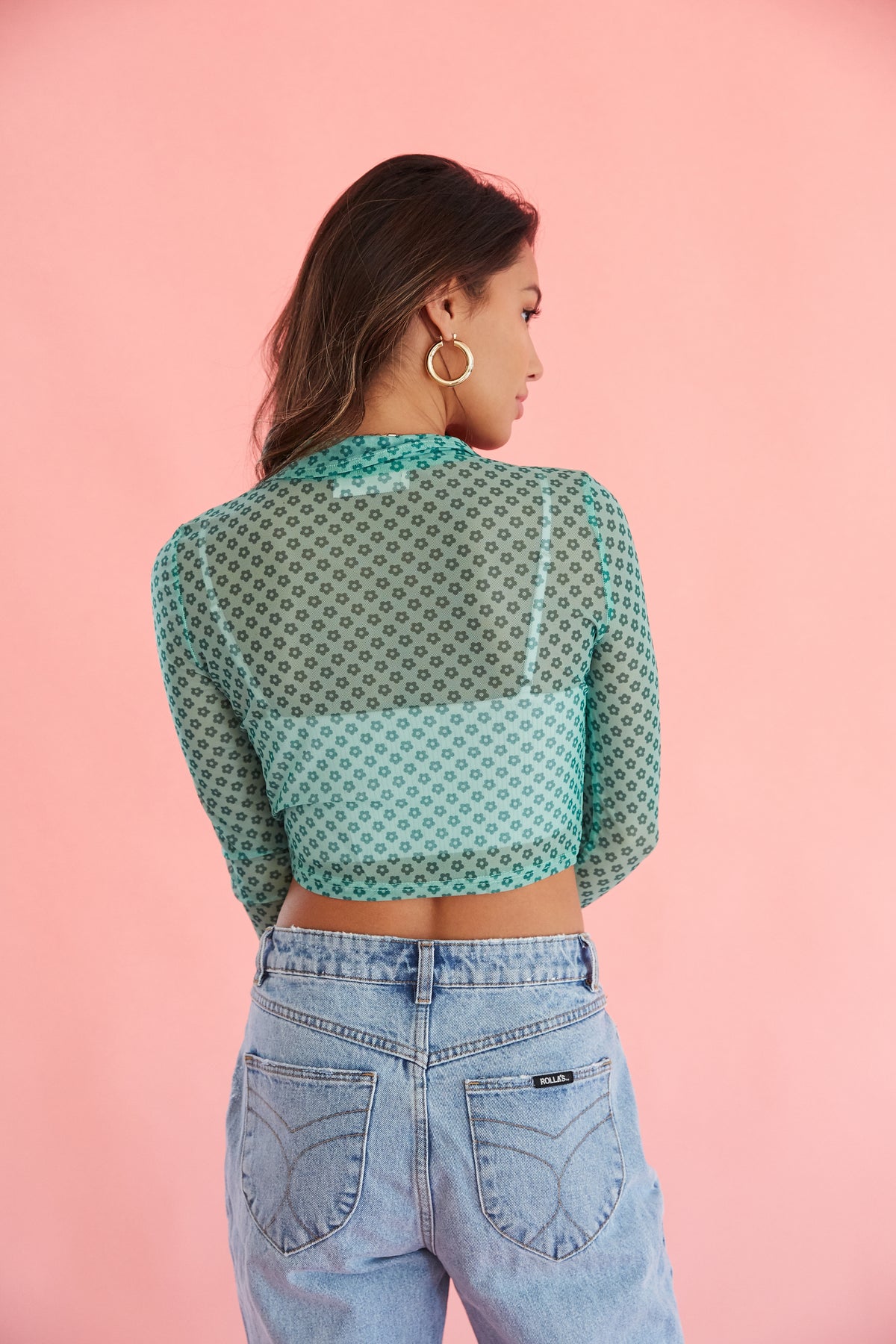 https://www.shopamericanthreads.com/cdn/shop/products/julissa-green-mesh-floral-print-cropped-button-up-shirt-rollas-jeans-03.jpg?v=1673730695&width=1200