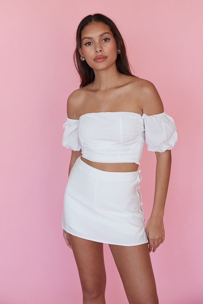 White mini skirt and crop outlet top